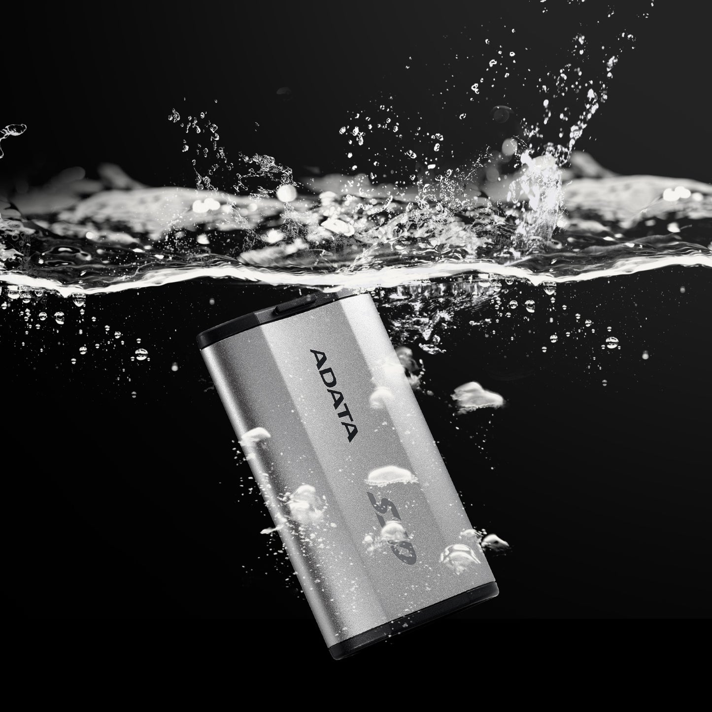 ADATA SD810, Up to 2000 MB/s USB 3.2 Gen 2 USB-C External Solid State Drive - Silver