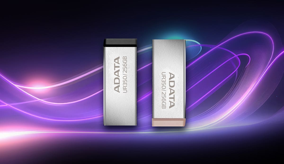 ADATA UR350 USB Flash Drive (Black) (Pre)